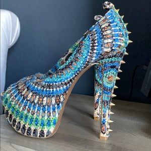 Wild pair-  size 7 multi color blue